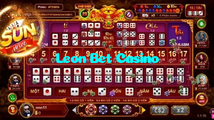Leon Bet Casino casino presented on mobile device in Pakistan with slots and live games